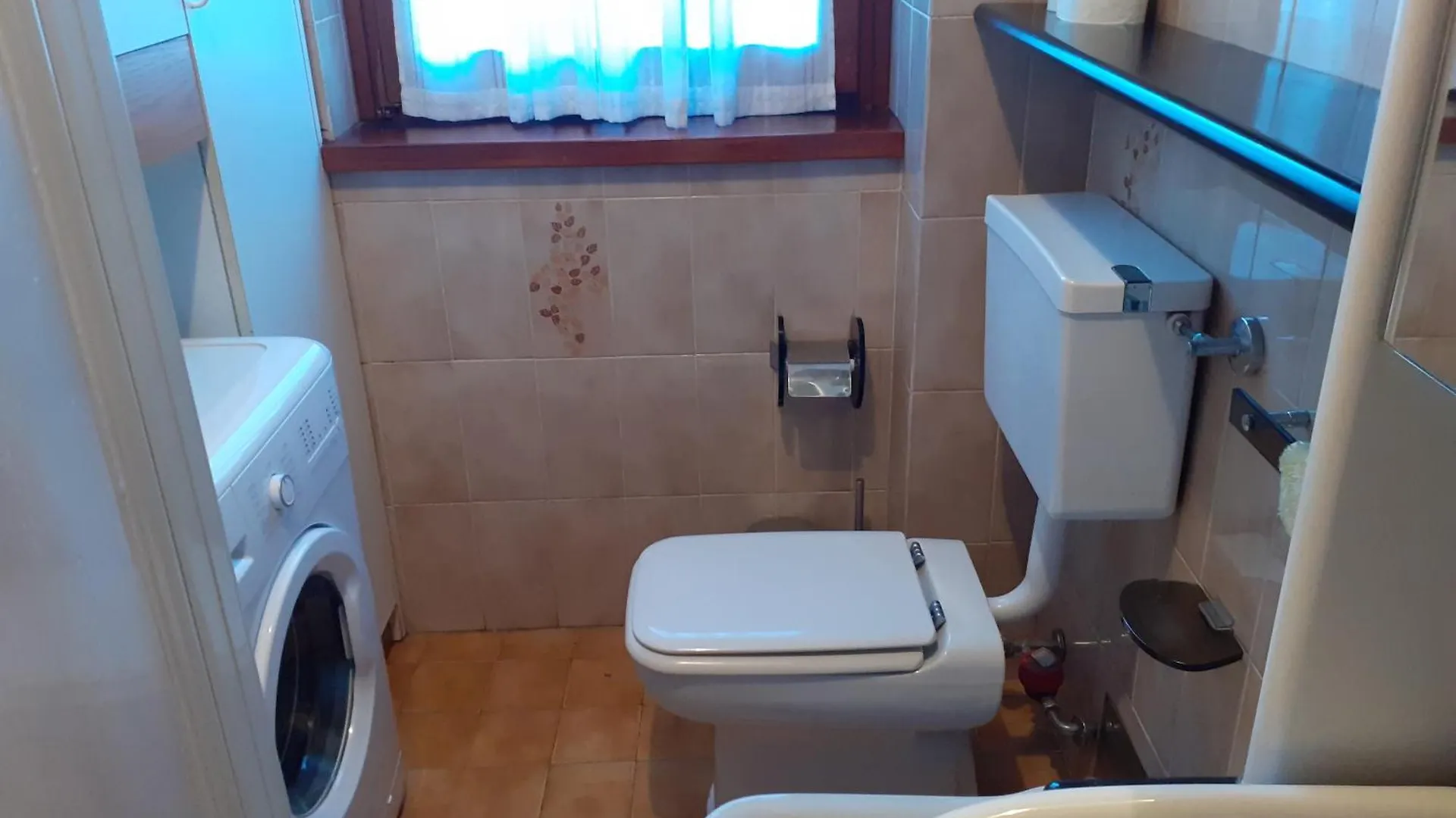 Cordelia 9 Apartment Luino